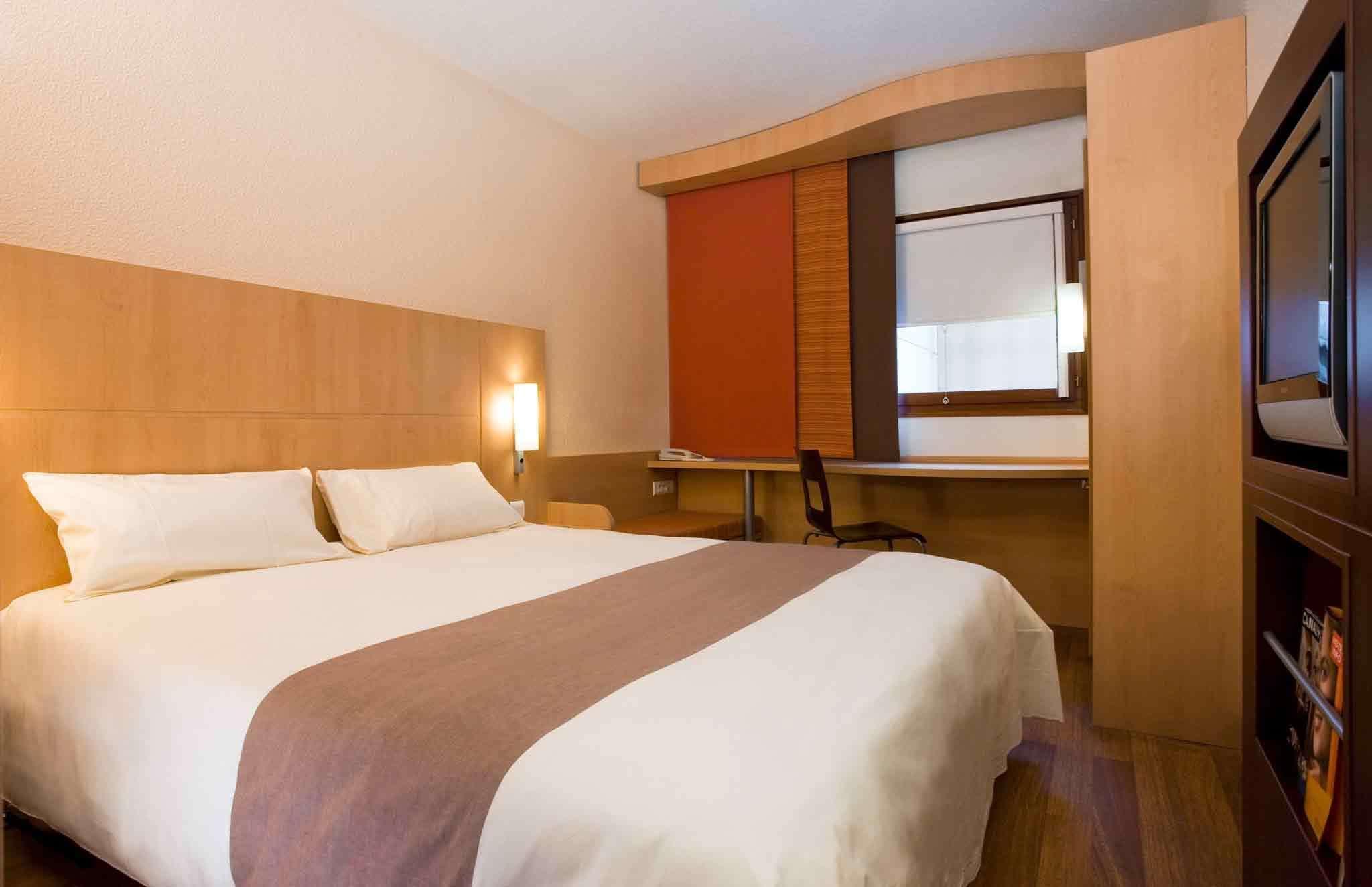 Hotel Ibis Tianjin Teda Esterno foto