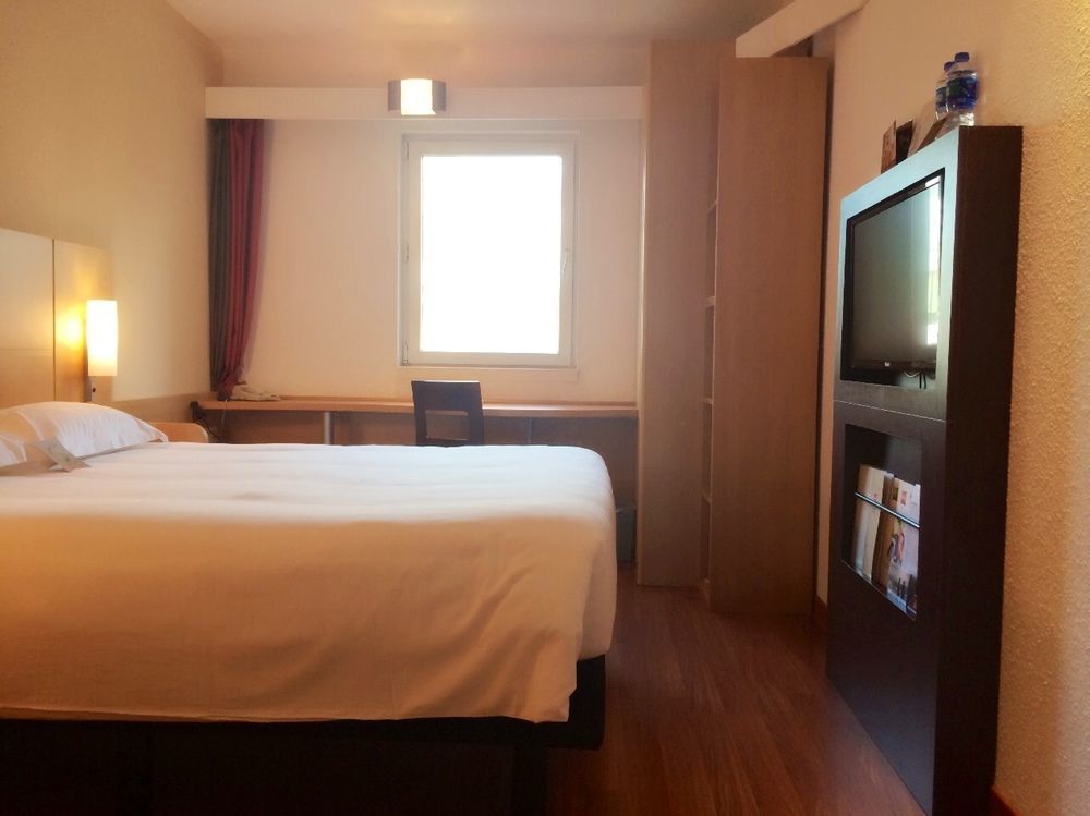 Hotel Ibis Tianjin Teda Esterno foto