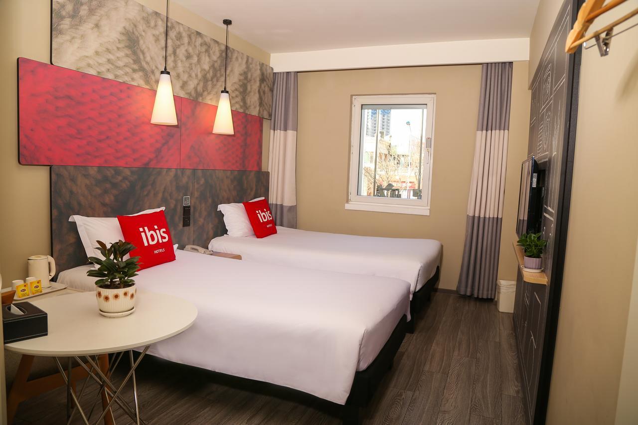 Hotel Ibis Tianjin Teda Esterno foto
