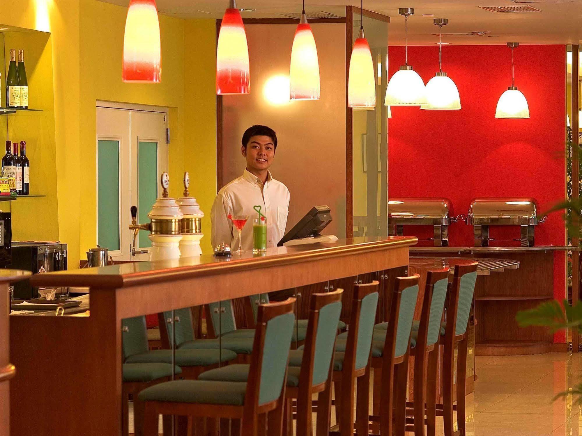 Hotel Ibis Tianjin Teda Esterno foto